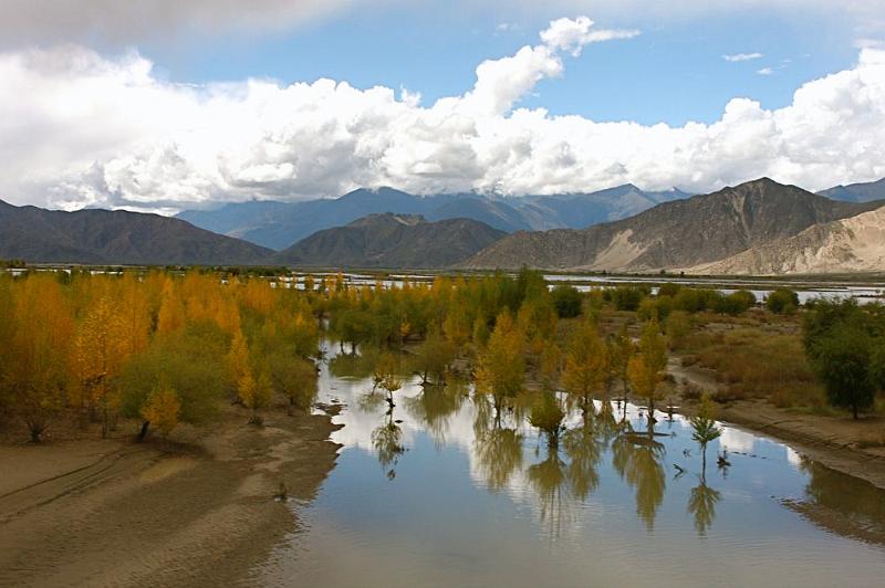 004 Yalutzangpo 2.jpg